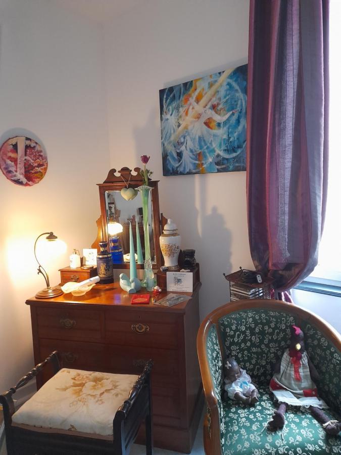 La Chambre De Garance Et Ses Couleurs D'Art แซ็ง-โปล-เดอ-ลีอง ภายนอก รูปภาพ